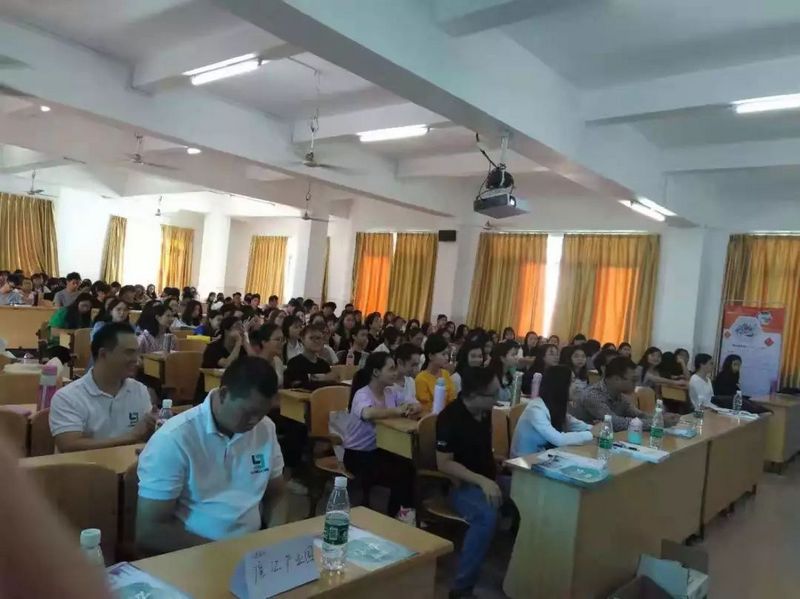 2018游艇会yth0008校企招聘会火热进行中