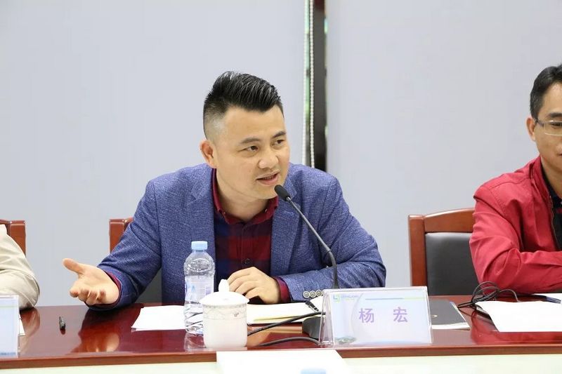 广油东莞校友会2019年度第一次会议暨企业座谈会在游艇会yth0008总部召开! 广油东莞校友会2019年度第一次会议暨企业座谈会在游艇会yth0008总部召开!