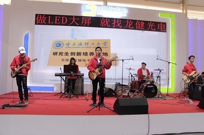 两支神秘乐队空降2019廉江红橙节游艇会yth0008会馆，用音乐谱写新章！ (9).JPG