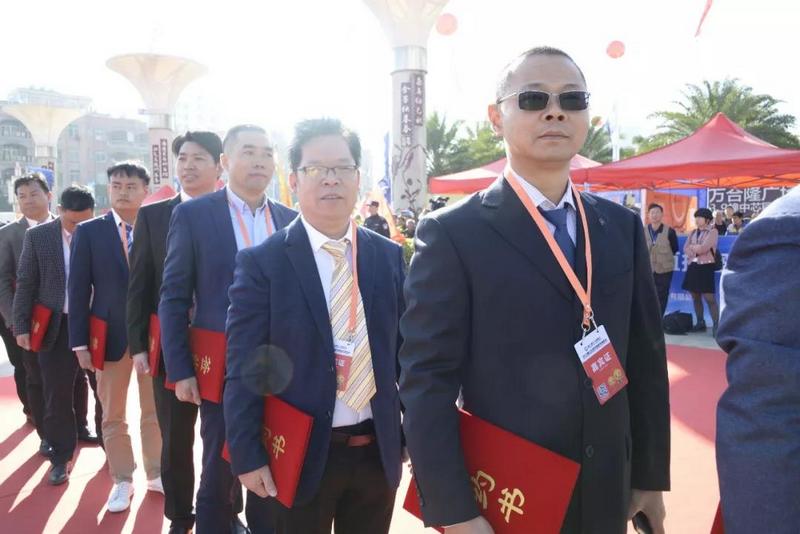 红橙盛会，游艇会yth0008炫彩——游艇会yth0008旗下数十家分公司如约而至 (7).jpg