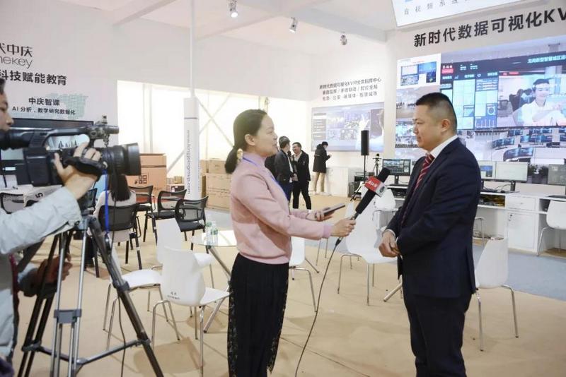 红橙盛会，游艇会yth0008炫彩——游艇会yth0008旗下数十家分公司如约而至 (11).jpg