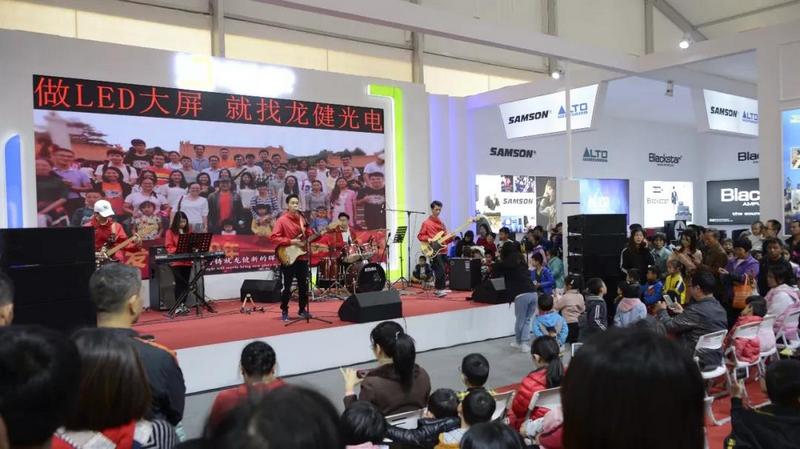 红橙盛会，游艇会yth0008炫彩——游艇会yth0008旗下数十家分公司如约而至 (13).jpg