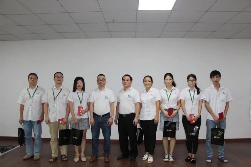 传道授业 · 感恩有你  游艇会yth0008商学院第一届“秋日的师语”教师节主题活动取得圆满成功！ (5).jpg